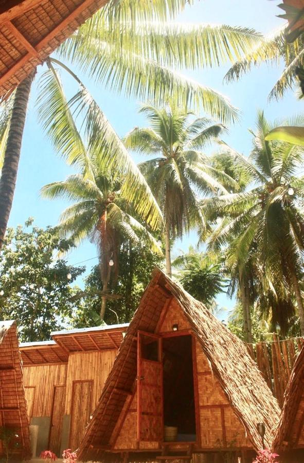 "Triangle Hut" Camp Fuego Siargao Hotel Catangnan Exterior foto